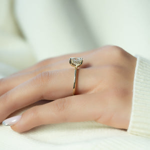 The Kamellie Set With A 2 Carat Elongated Cushion Lab Diamond