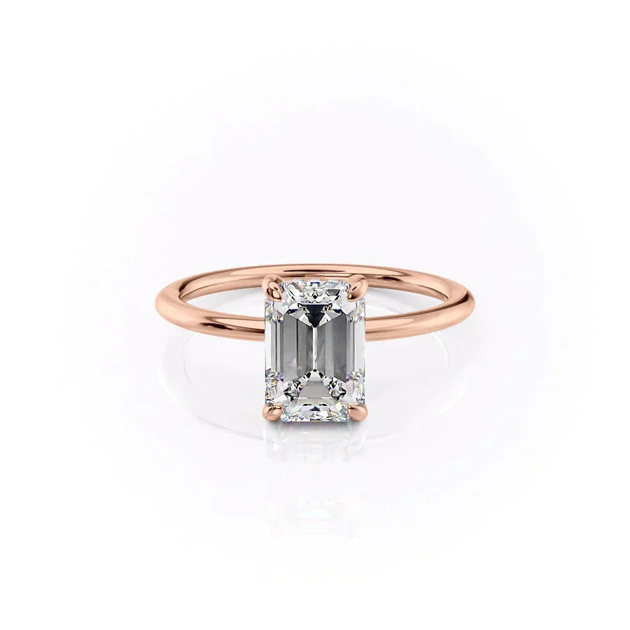 The Kamellie Set With A 2.5 Carat Emerald Lab Diamond