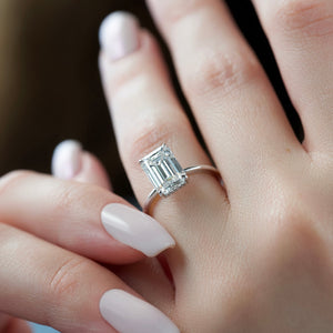 The Kamellie Set With A 2 Carat Emerald Moissanite