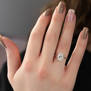The Kamellie Set With A 4 Carat Oval Moissanite