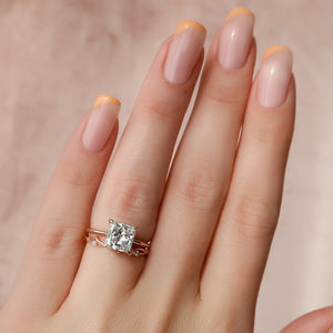 The Kamellie Set With A Princess Lab Diamond