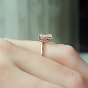 The Kamellie Set With A 1 Carat Pear Lab Diamond
