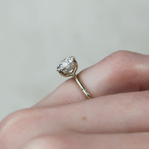 The Kamellie Set With A 1 Carat Round Lab Diamond