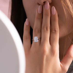 The Kamellie Set With A 5 Carat Radiant Moissanite