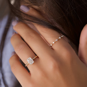 The Kamellie Set With A 1 Carat Radiant Moissanite