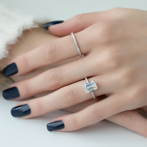 The Pave Kamellie Set With A 1 Carat Emerald Moissanite