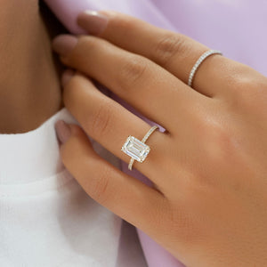 The Pave Kamellie Set With A 3 Carat Emerald Lab Diamond