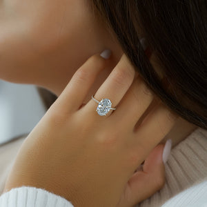 The Pave Kamellie Set With A Oval Lab Diamond