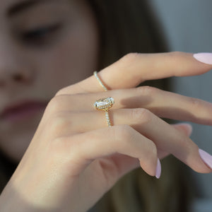 The Pave Kamellie Set With A 2 Carat Oval Lab Diamond