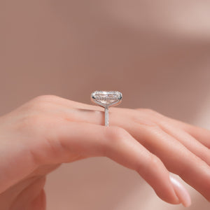 The Pave Kamellie Set With A Radiant Lab Diamond