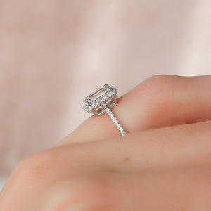 The Michelle Set With A 2.5 Carat Emerald Lab Diamond