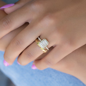 The Michelle Set With A Radiant Lab Diamond