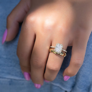 The Michelle Set With A Radiant Lab Diamond