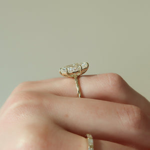 The Alice Set With A 1 Carat Marquise Lab Diamond