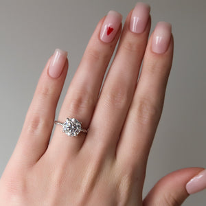 The Alice Set With A Round Moissanite