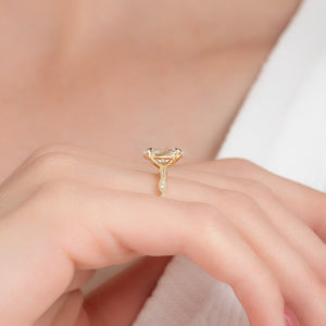The Jasmine Set With A 1 Carat Oval Lab Diamond