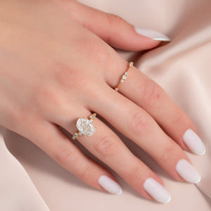 The Mia Set With A Oval Lab Diamond