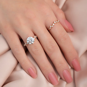 The Mia Set With A 1 Carat Round Lab Diamond