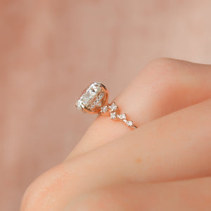 The Mia Set With A 1 Carat Round Lab Diamond
