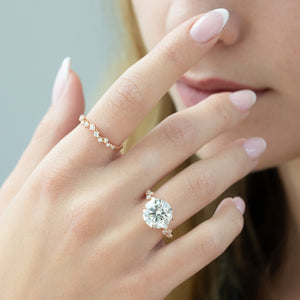 The Mia Set With A 1 Carat Round Lab Diamond