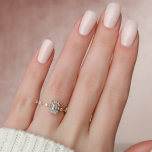 The Penelope Set With A 5 Carat Emerald Moissanite
