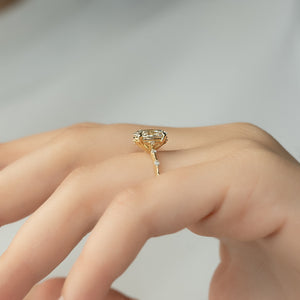 The Penelope Set With A 1 Carat Oval Moissanite