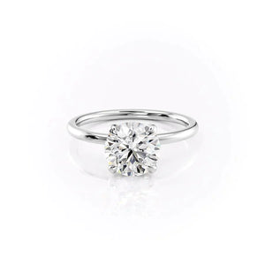 The Nelly Set With A 2.5 Carat Round Lab Diamond