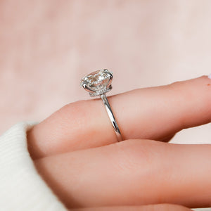The Nelly Set With A 1 Carat Round Moissanite
