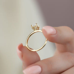 The Crown Kamellie Set With A 2 Carat Cushion Moissanite