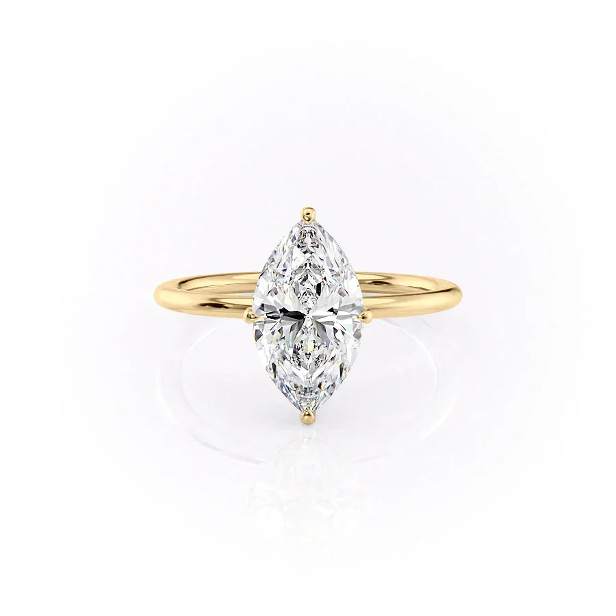 The Crown Kamellie Set With A 1 Carat Marquise Moissanite