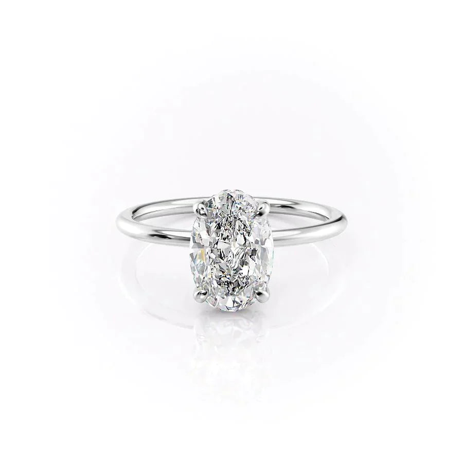 The Crown Kamellie Set With A 5 Carat Oval Moissanite