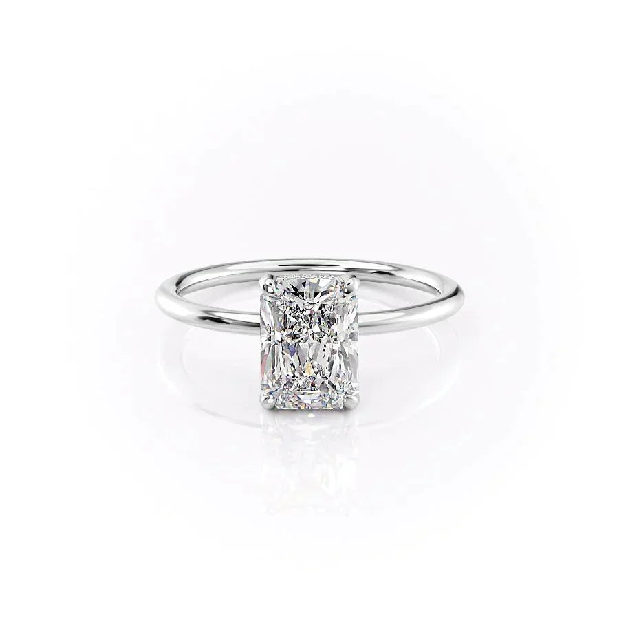 The Crown Kamellie Set With A 2.5 Carat Radiant Lab Diamond