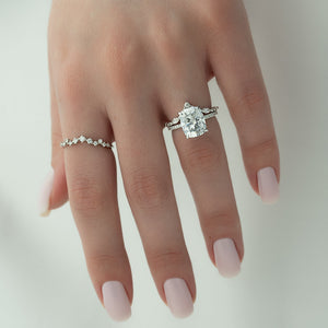 The Pave Crown Kamellie Set With A 1.5 Carat Elongated Cushion Lab Diamond