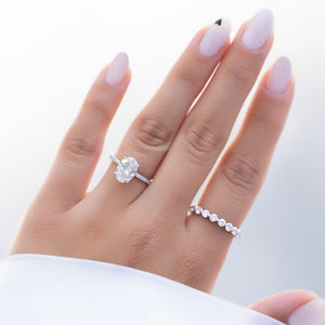 The Pave Crown Kamellie Set With A Oval Lab Diamond