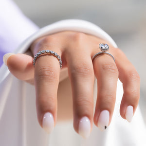 The Pave Crown Kamellie Set With A 2 Carat Oval Lab Diamond