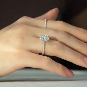 The Pave Crown Kamellie Set With A 2 Carat Oval Lab Diamond