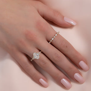 The Kristen Set With A Oval Lab Diamond