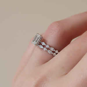 The Lindsey Set With A 1 Carat Emerald Lab Diamond