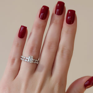 The Lindsey Set With A 1 Carat Emerald Lab Diamond