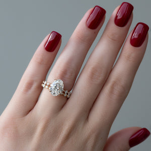The Lindsey Set With A 1 Carat Oval Lab Diamond