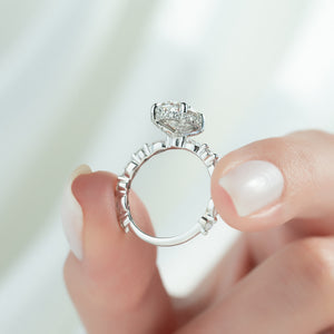 The Lindsey Set With A 4 Carat Oval Moissanite