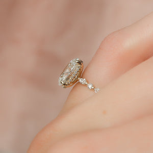 The Lindsey Set With A 1 Carat Oval Moissanite