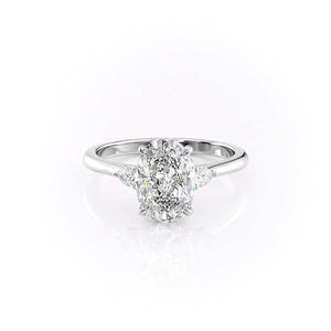 The Pears Liv Set With A 1 Carat Oval Lab Diamond