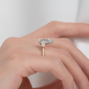 The Pears Liv Set With A Pear Lab Diamond