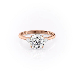 The Pears Liv Set With A 1.5 Carat Round Lab Diamond