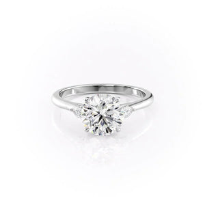 The Pears Liv Set With A 1.5 Carat Round Lab Diamond