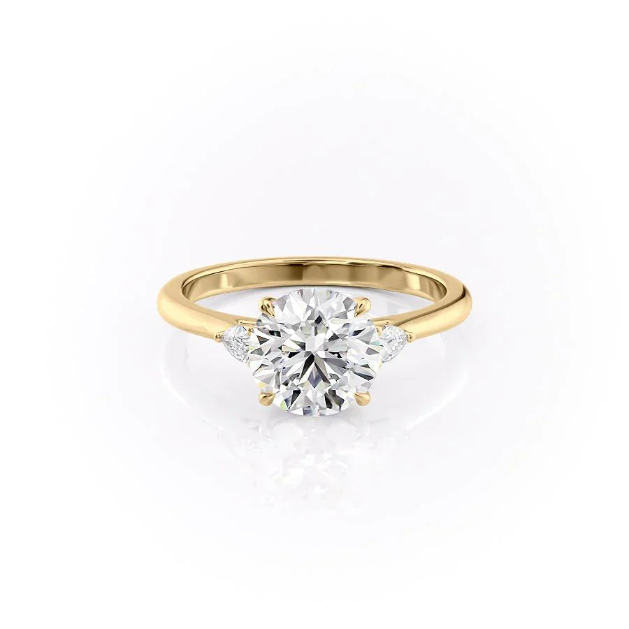 The Pears Liv Set With A 5 Carat Round Moissanite