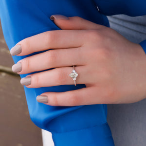 The Lia Set With A 1 Carat Pear Lab Diamond