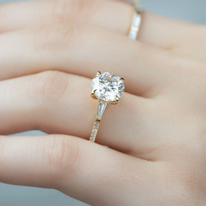 The Pave Liv Set With A Round Lab Diamond