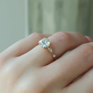 The Naomi Set With A Round Lab Diamond